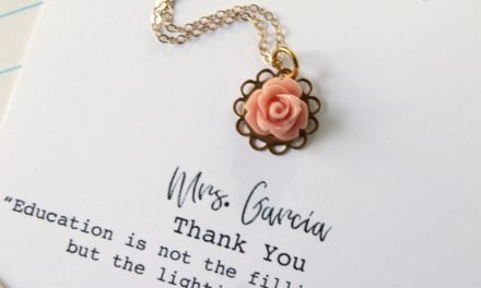 Flower Necklace Personalized Teacher Gift – GG: black